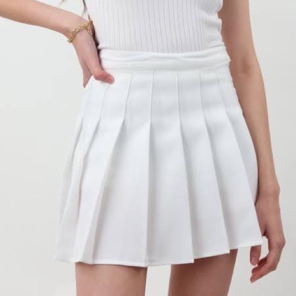 White Pleated Mini Skirt